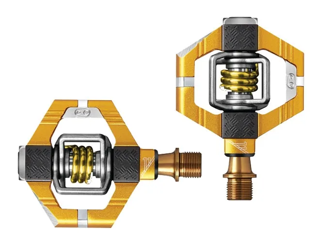 Crank Brothers Candy 11 TI Pedale gold inclusive Cleats